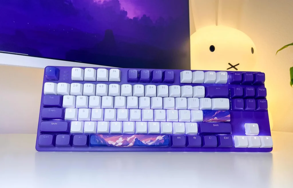 Recenzja Dark Project DPO87 Violet Horizons – klawiatura, która zbiera same pozytywne opinie
