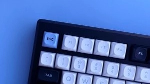 Klawiatura Redragon K732WLB-RGB-PRO URANUS PRO – Test i recenzja