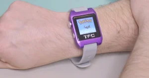 Gdy inżynieria wygrywa z rozsądkiem. Oto Game Boy Color, który założysz na nadgarstek