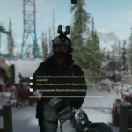 Kal na zaśnieżonym terenie i wybór jednego z trzech celów z nagrodami w misji W tarapatach w Modern Warfare 4